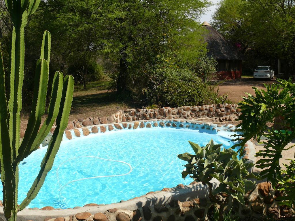 Amanzimlotzi Riverside Bush Camp Hoedspruit Exterior photo