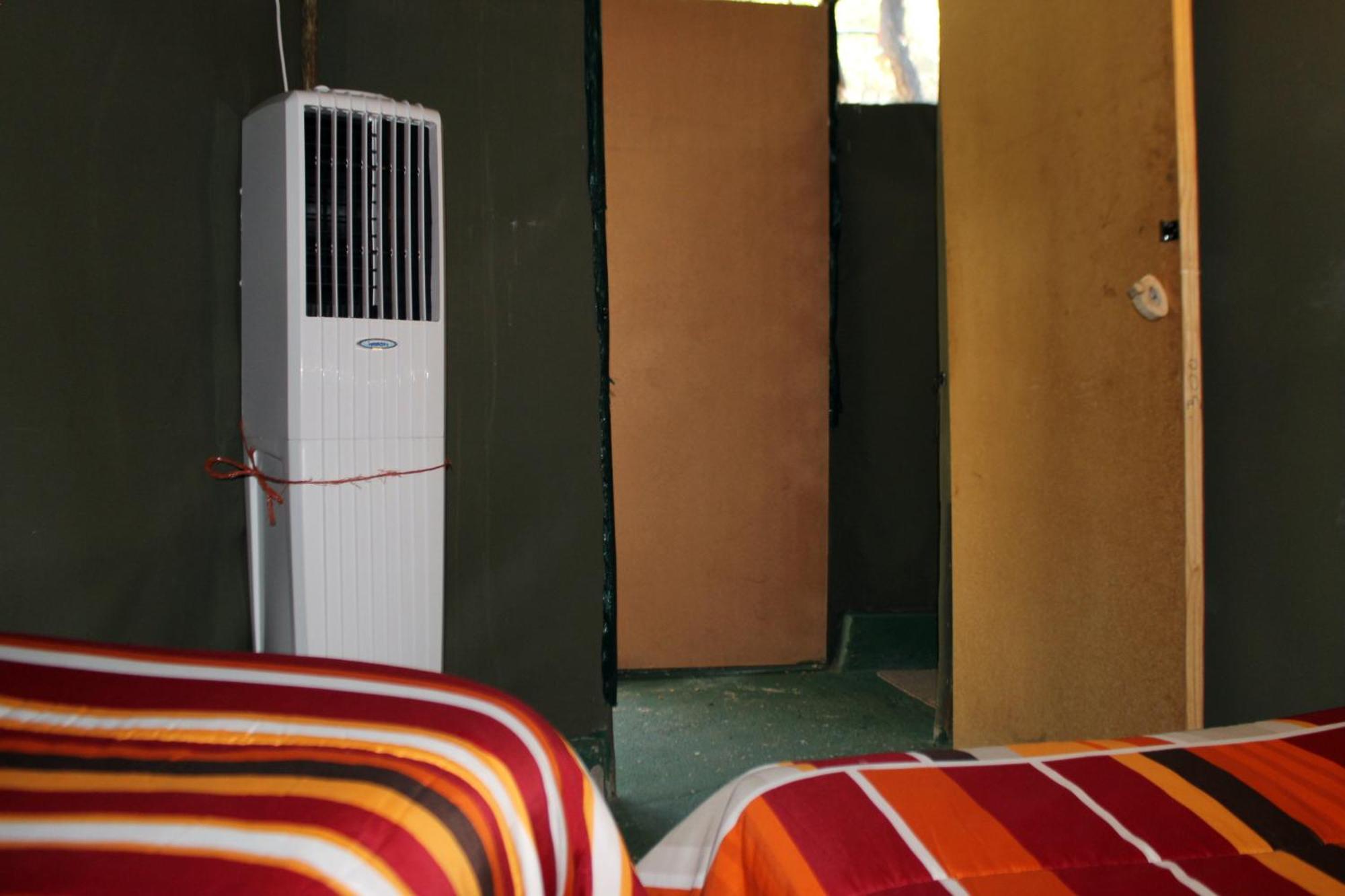 Amanzimlotzi Riverside Bush Camp Hoedspruit Exterior photo